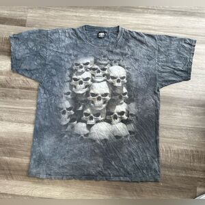 Vintage Skulbone Graphic shirt